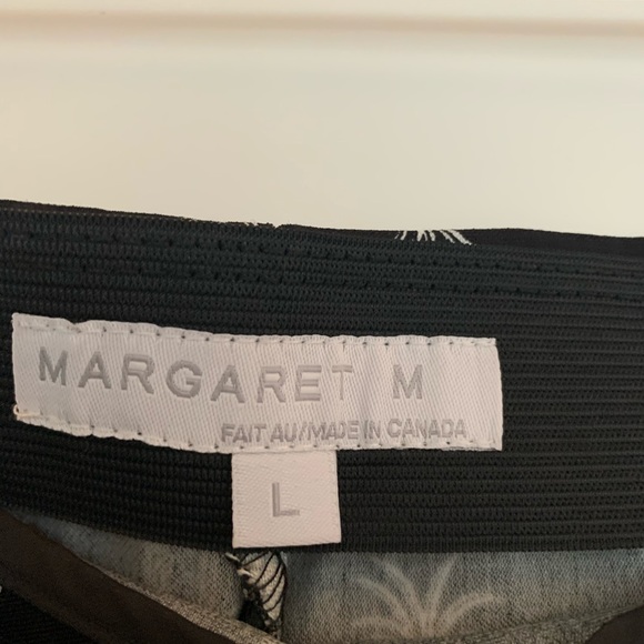 Margaret M Pineapple skirt - Picture 3 of 4